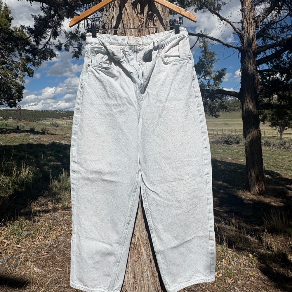 Free People Light Wash Boyfriend Jeans